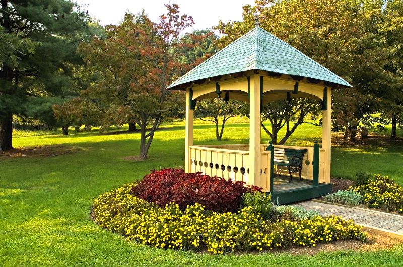 Enclosed Gazebo Installation